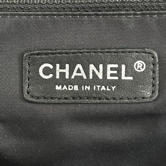 MUST GO!  Vintage Chanel Biarritz Bowler Satchel Tote Bag - Picture 10 of 14